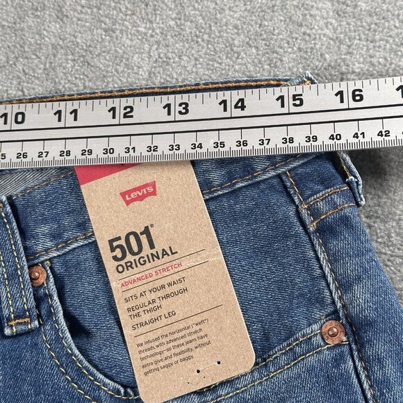 Levi’s 501 Original Fit Jeans 31x30 Medium Wash Stretch NWT - Picture 12 of 12